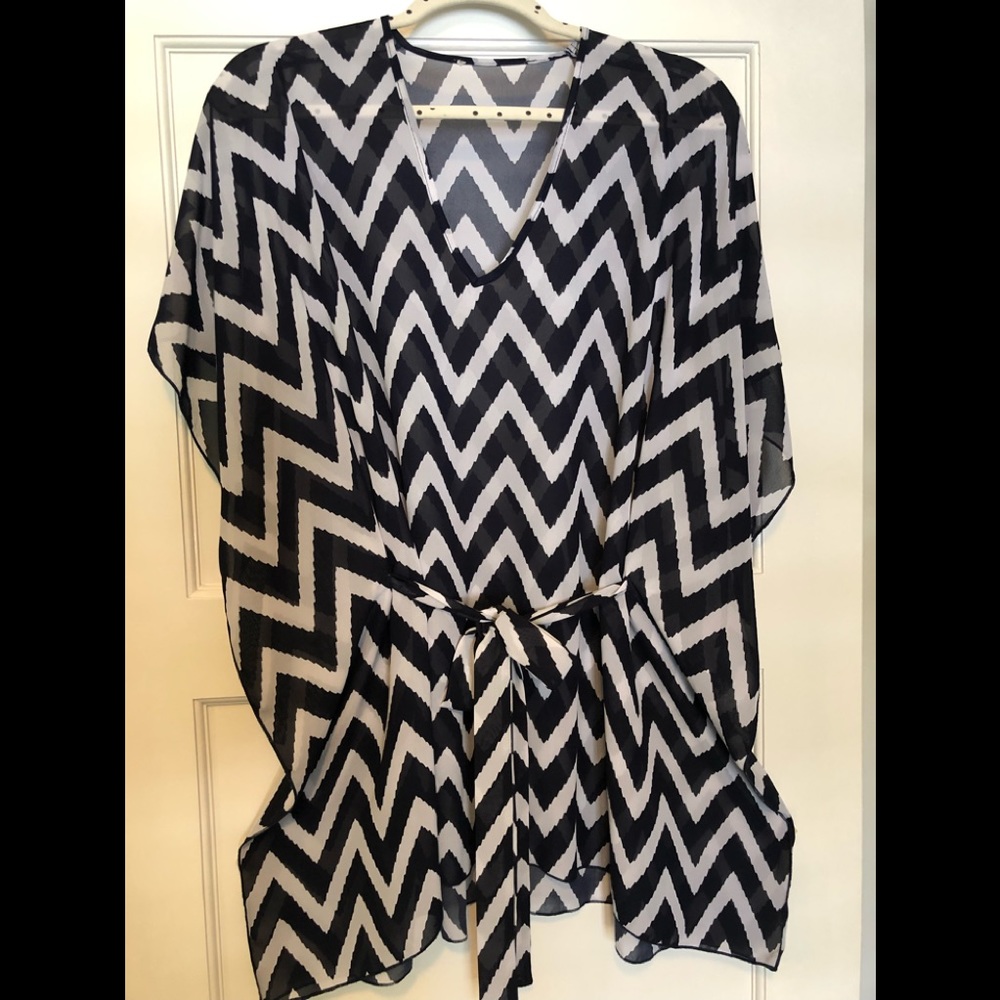Navy/white semi-sheer, v-neck, caftan tunic